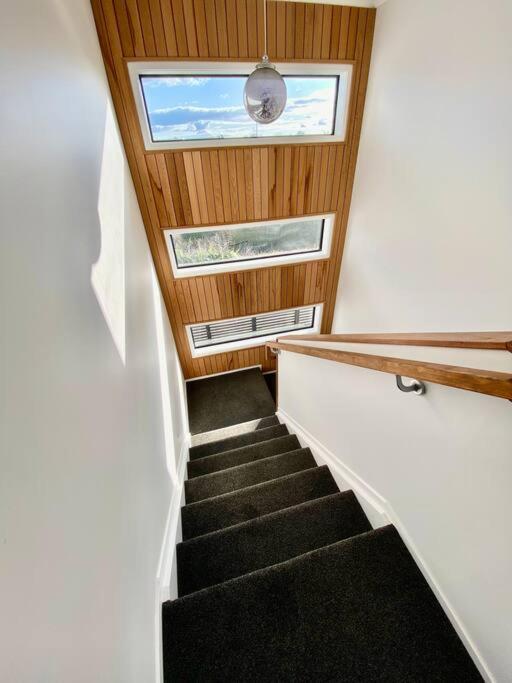 Morden Spacious New House Гамильтон Экстерьер фото